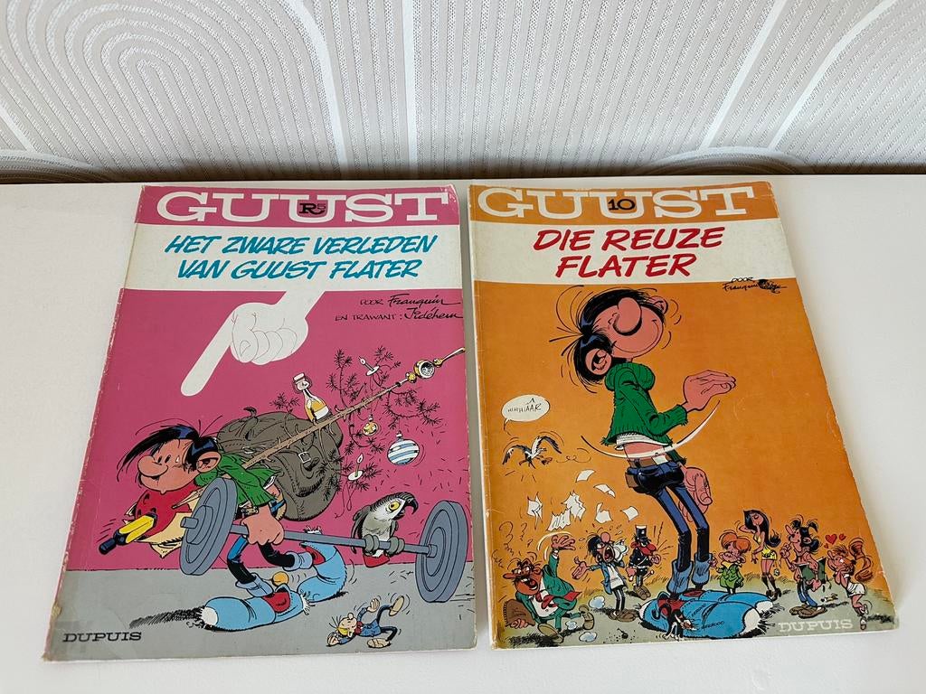 2 Guust stripboeken, Boeken, Meerdere stripboeken, Ophalen of Verzenden, Gelezen