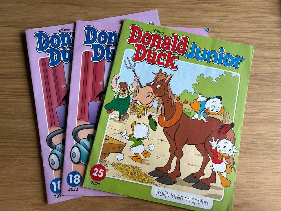 Donald Duck Junior stripboeken - 3 stuks, Meerdere stripboeken, Ophalen of Verzenden, Gelezen