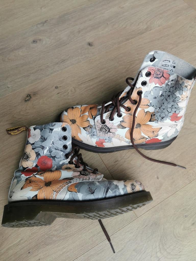 Dr Martens Pascal Floral 37, Lage of Enkellaarzen, Ophalen of Verzenden, Dr. Martens, Gedragen