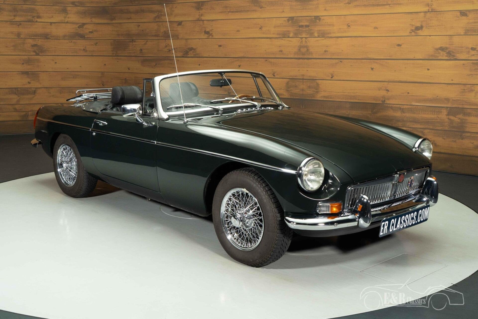 MG MG B Cabriolet | 1973, Auto's, Achterwielaandrijving, Zwart, 95 pk, Cabriolet
