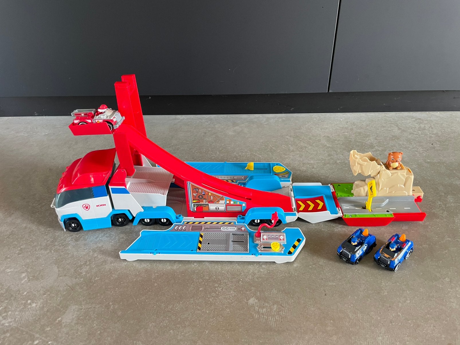 Paw Patrol bus + 3x true metal autos’s, Kinderen en Baby's, Speelgoed | Speelgoedvoertuigen, Ophalen, Gebruikt