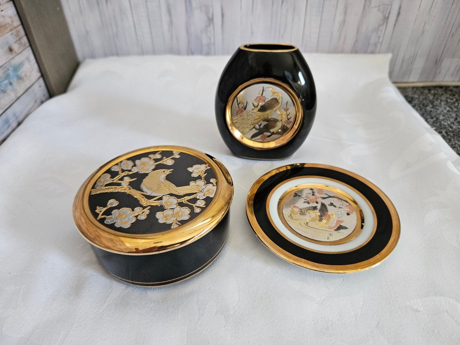 3-delige Vintage Japanse Chokin Set – Vaas, Bord & Doosje (2, Antiek en Kunst, Ophalen of Verzenden