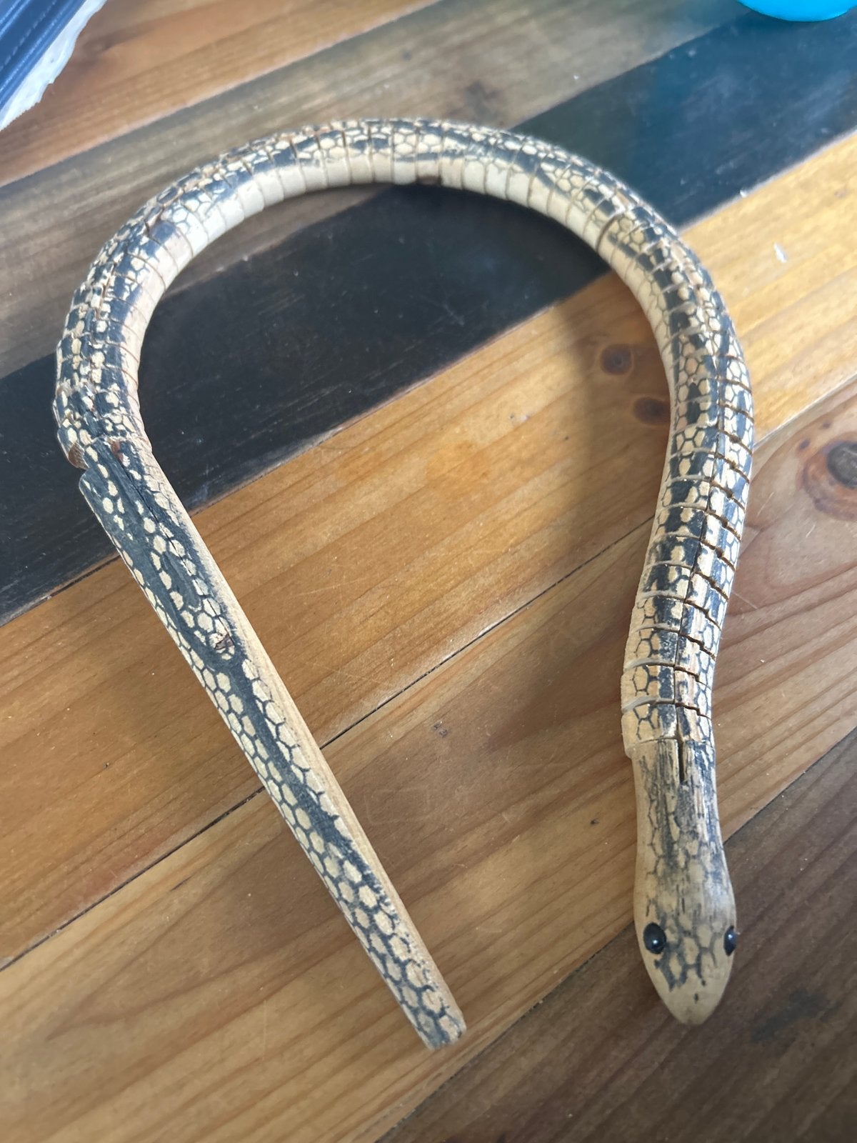 Houten speelgoed slang, beweegbaar, Ophalen of Verzenden, Gebruikt, Jongen of Meisje