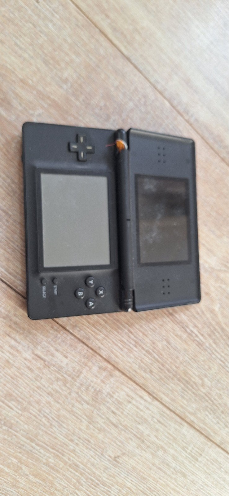 DS lite met losgebroken scherm. Voor de GBA modders, Ophalen of Verzenden, DS Lite