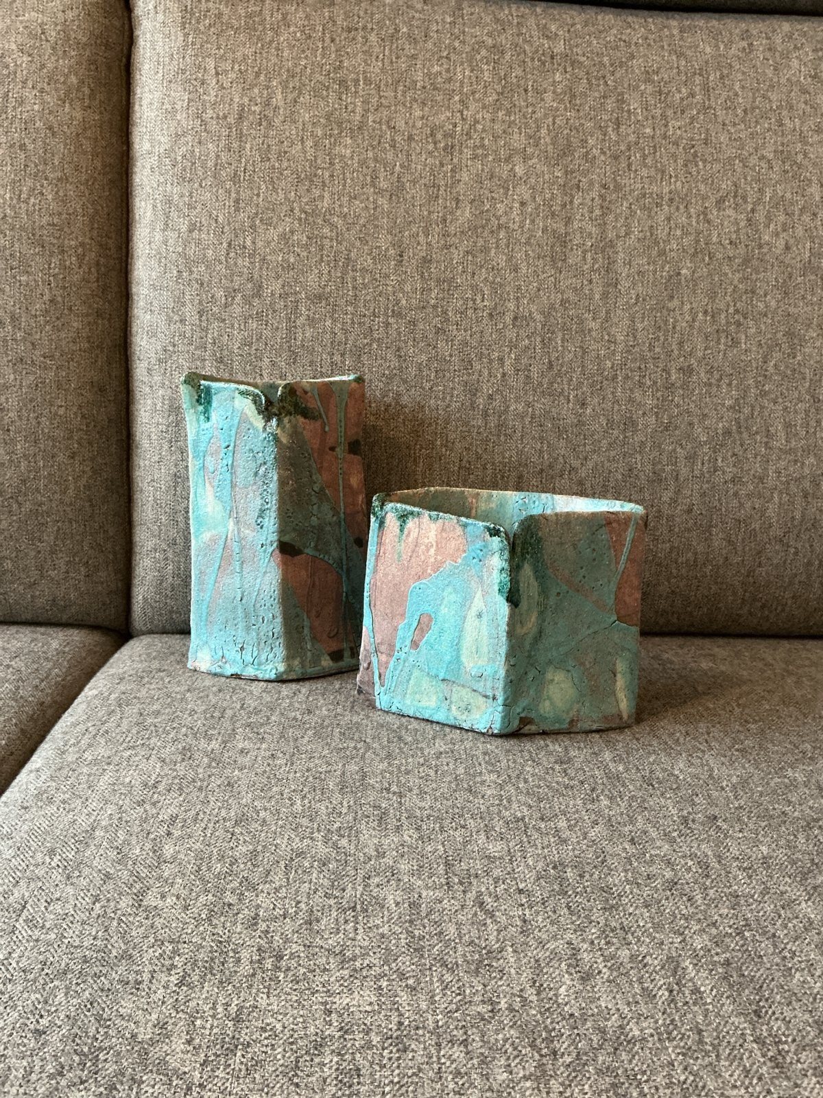 Unieke handgemaakte keramische vazen - set van 2, Antiek en Kunst, Ophalen