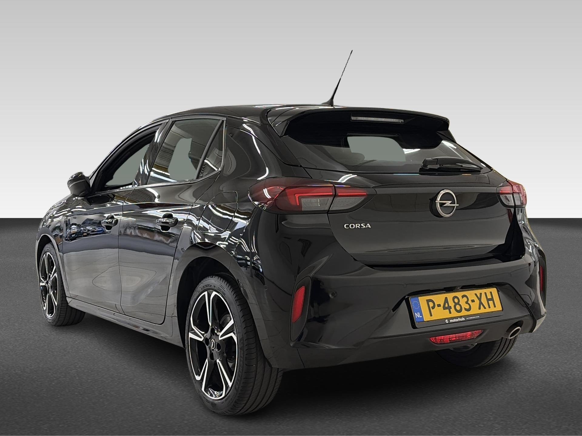 Opel Corsa 1.2 GS Line, Auto's, Gebruikt, Euro 6, Handgeschakeld, 3 cilinders