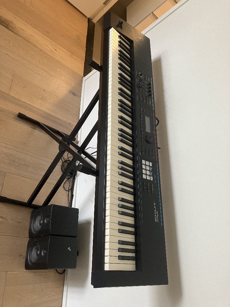 Roland JUNO-DS  + Statief 88 toetsen, Ophalen, Gebruikt, 88 toetsen, Roland