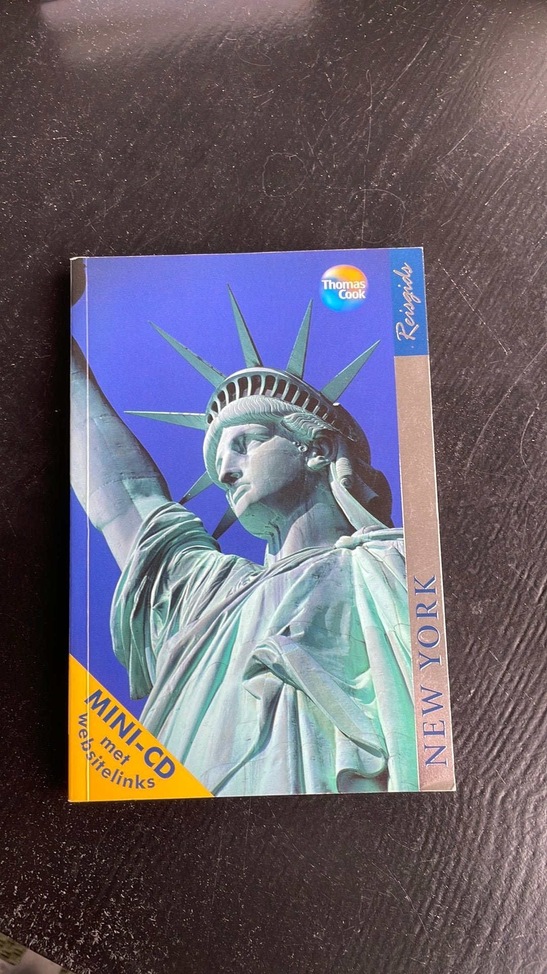 Reisgids van NEW YORK met mini cd, Zo goed als nieuw, Reisgids of -boek, Noord-Amerika, Ophalen
