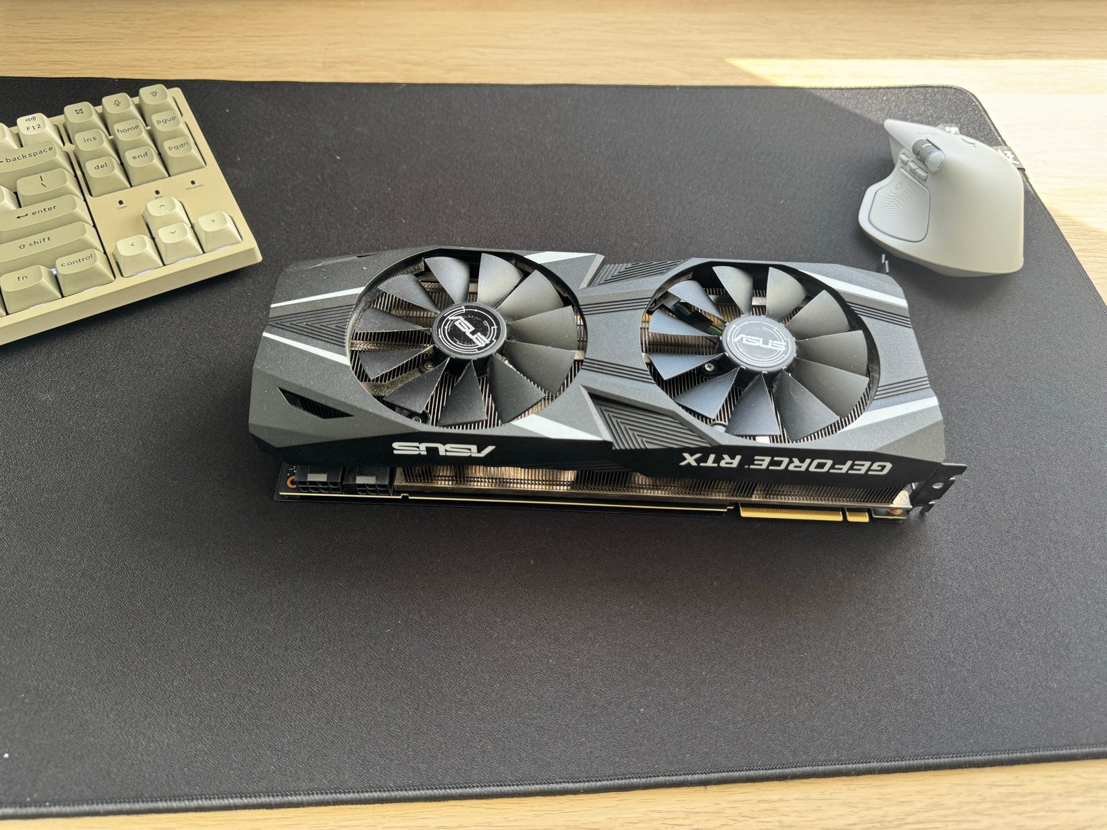 ASUS Dual GeForce RTX 2080 OC 8GB GDDR6, Computers en Software, Ophalen, PCI-Express 3, Gebruikt, HDMI
