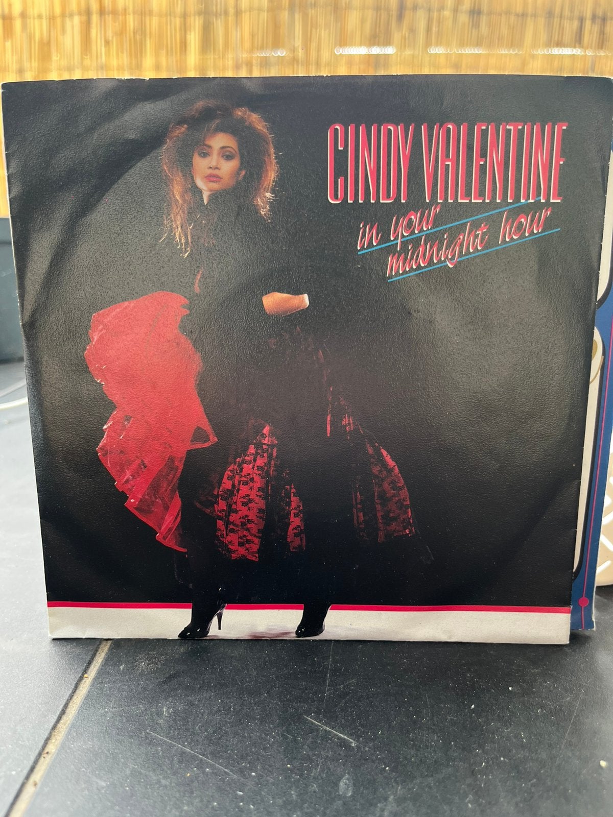 Cindy valentine. In your midnight hour, Ophalen of Verzenden, Zo goed als nieuw, Pop