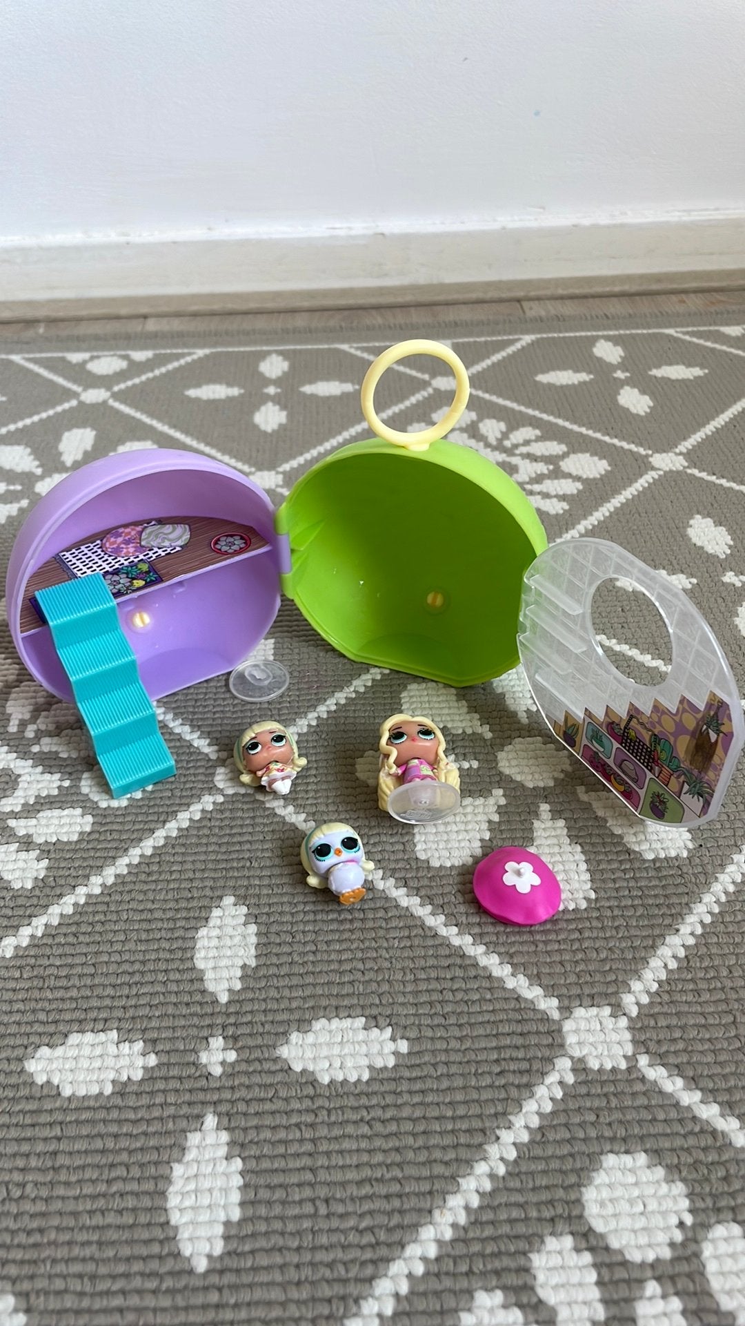 LOL Surprise mini bal, Verzamelen, Poppetjes en Figuurtjes, Ophalen of Verzenden, Zo goed als nieuw