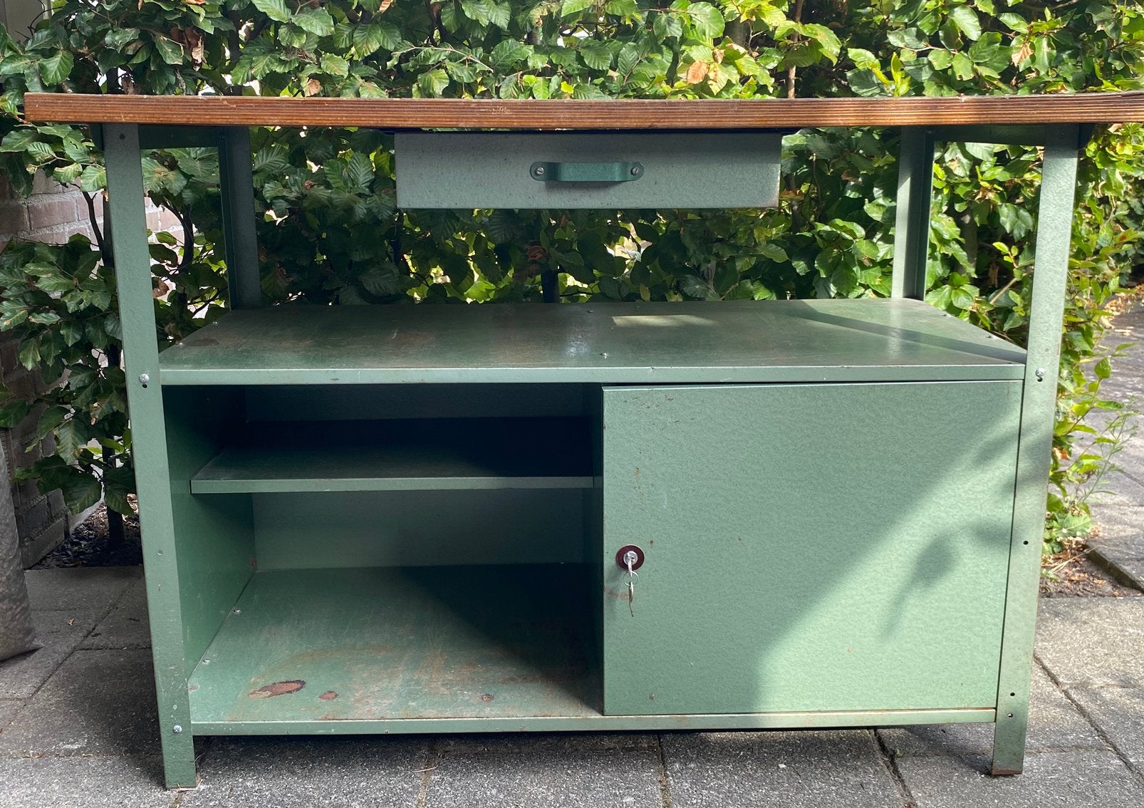 Oud werkbankje., Doe-het-zelf en Verbouw, Werkbanken, Ophalen, Gebruikt
