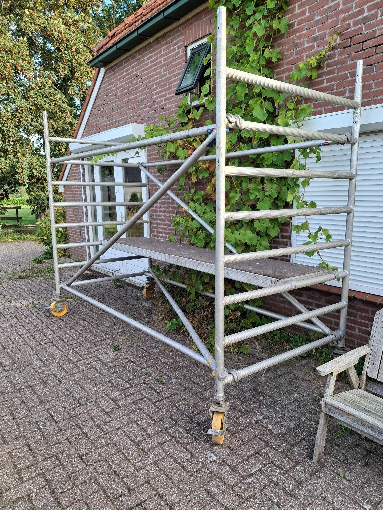 bouwsteiger, Doe-het-zelf en Verbouw, Ophalen, Gebruikt, Rolsteiger of Kamersteiger, 5 meter of hoger