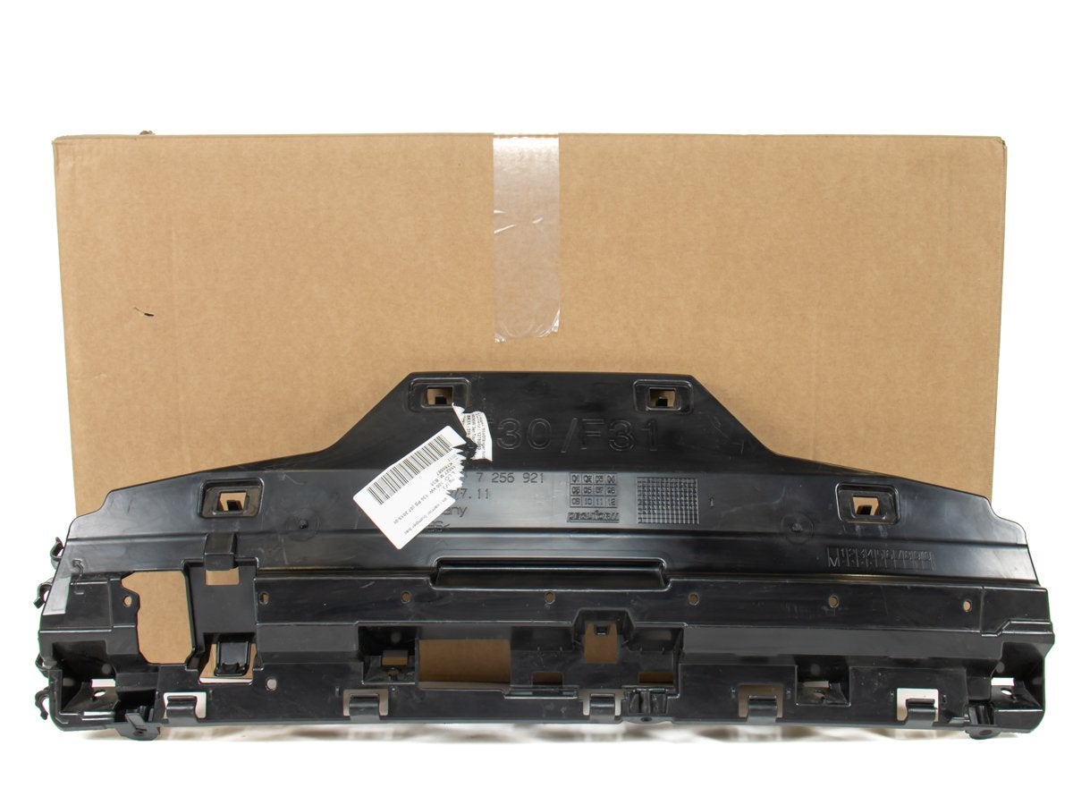 BUMPERFRAME ACHTER F30 BMW 3 serie Touring (F31), Auto-onderdelen, Ophanging en Onderstel, Gebruikt, BMW, Petuelring 130
80809  München, DE