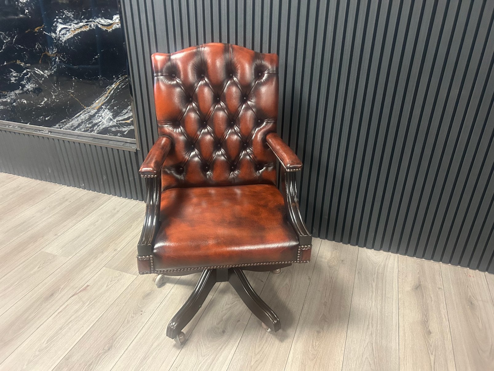 Orginele Chesterfield Springvale Lederen Buteaustoel!!, Huis en Inrichting, Bureaustoelen, Ophalen of Verzenden, Bruin