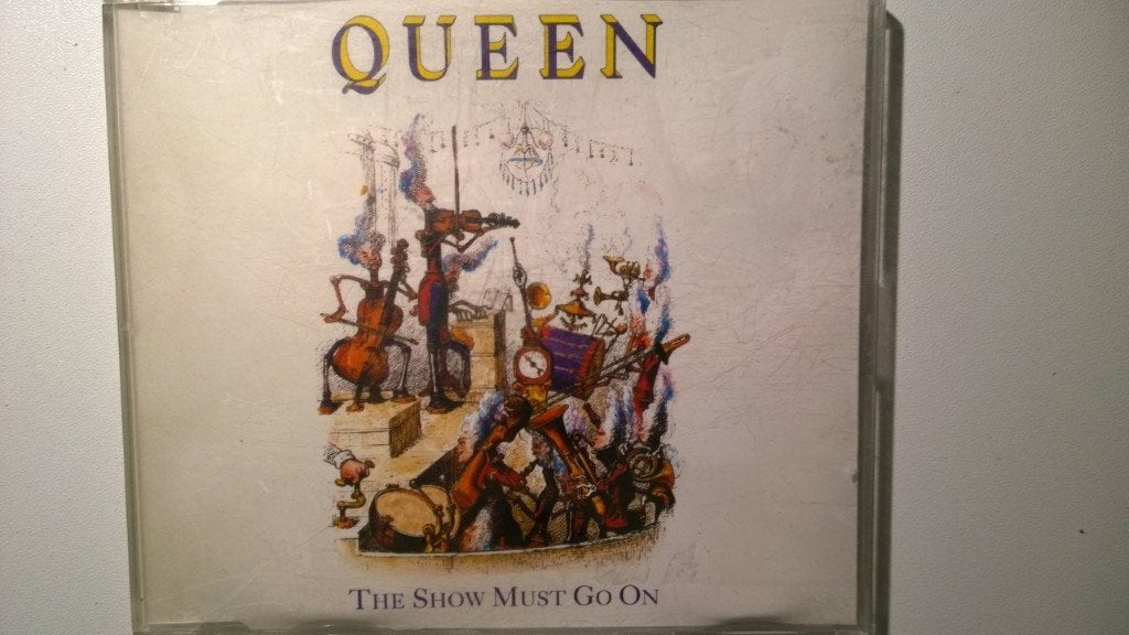 Queen - The Show Must Go On, Ophalen of Verzenden, Zo goed als nieuw, Pop