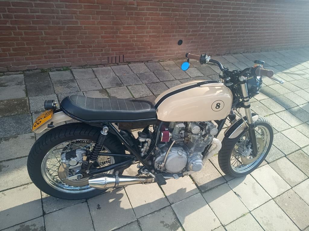 Suzuki gs 550 cafe racer, street tracker., Sportuitlaat, 4 cilinders, Motorrijbewijs A, Gebruikt