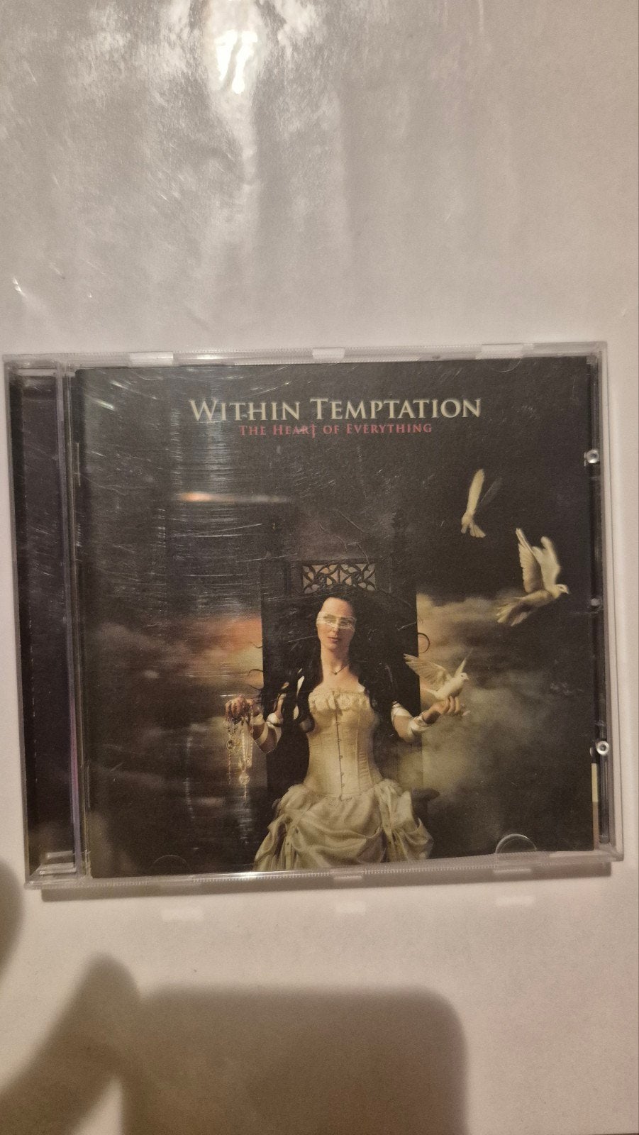 Within Temptation - The heart of everything. Cd. 2007, Ophalen of Verzenden, Gebruikt