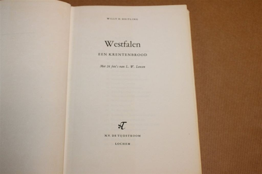 Westfalen een Krentenbrood — Cultuur & Streek 1961, Ophalen of Verzenden, Gelezen
