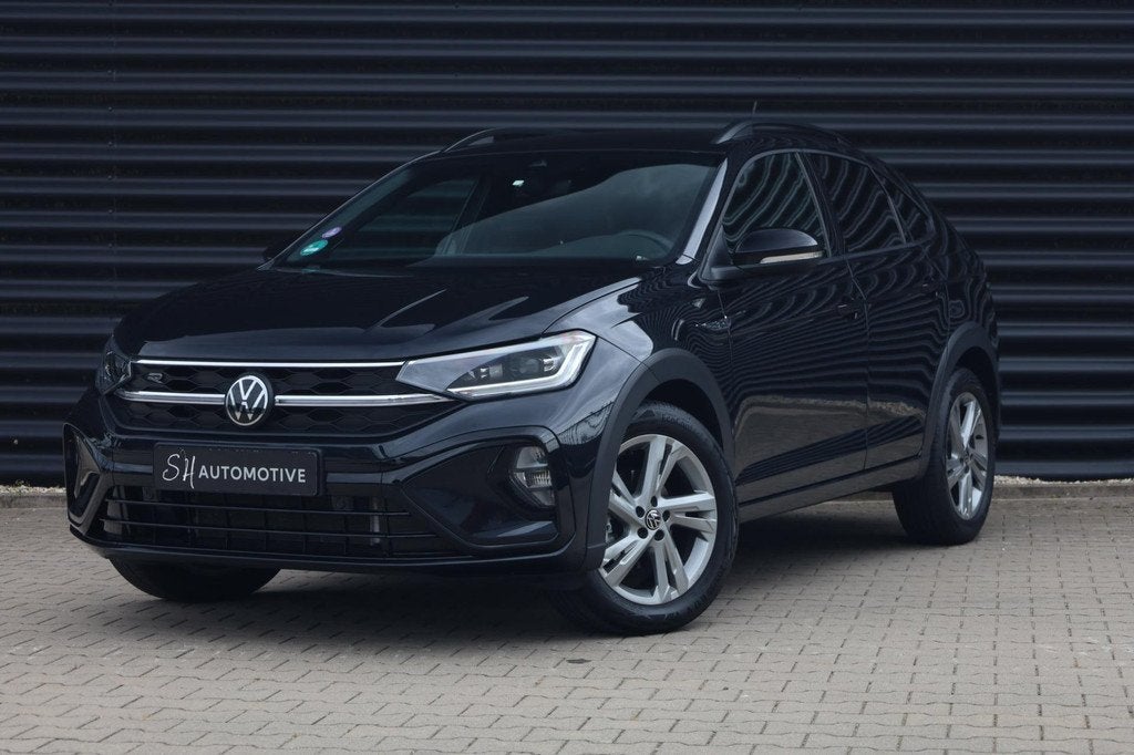 Volkswagen TAIGO 1.0 TSI R-Line Business / Carplay / Camera, Auto's, Volkswagen, Gebruikt, Zwart, Bedrijf, 630 kg