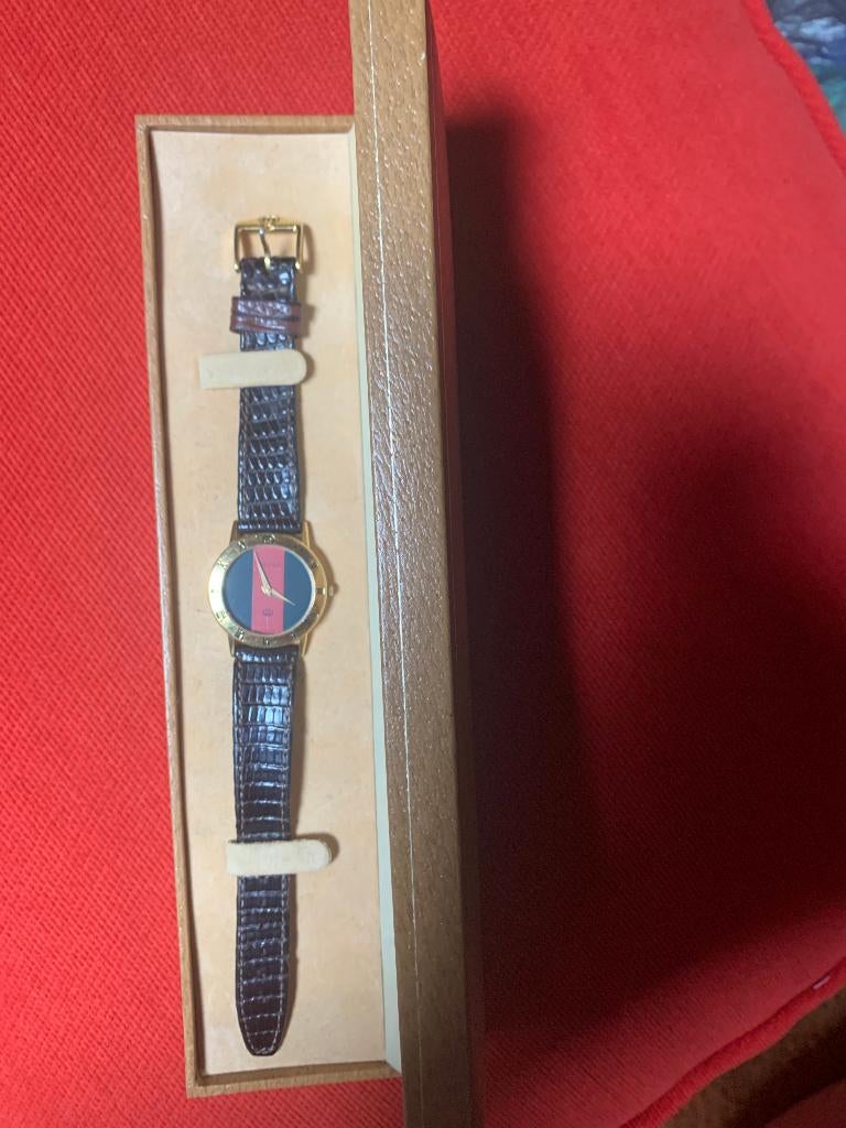 Gucci Horloge, Overige merken, Overige materialen, Polshorloge, Overige materialen