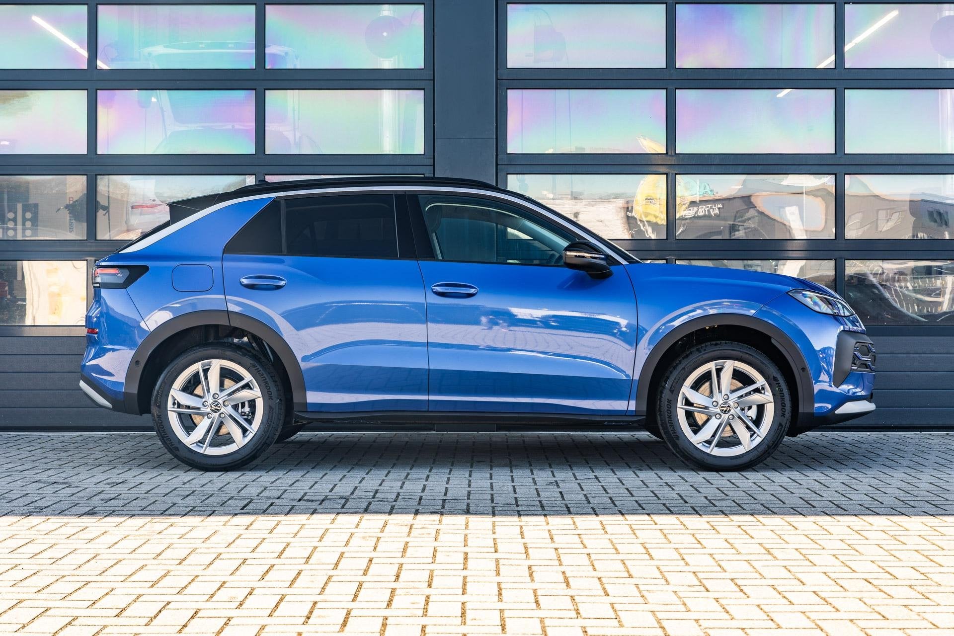 Volkswagen T-Roc 1.5 eTsi 115pk Life First Edition | 18" Vel, Auto's, 12 maanden, Stof, 1498 cc, 4 cilinders