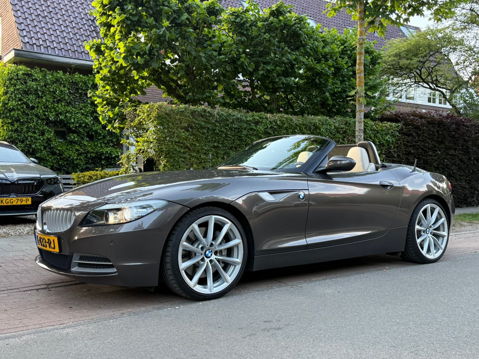 BMW Z4 Sdrive 35i DCT Aut. Full options nwstaat - Individual, Auto's, BMW, Automaat, Achterwielaandrijving, Beige, Bluetooth