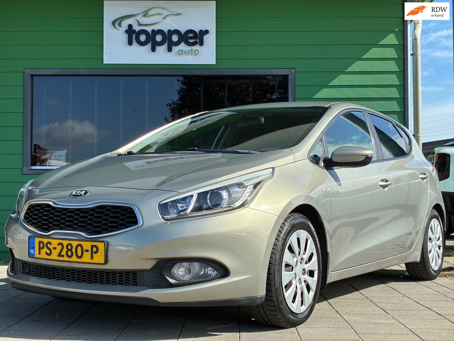Kia Cee'd 1.4 CVVT|1e Eigenaar|CruiseControl|Airco|PDC|Stoel, Auto's, Voorwielaandrijving, Euro 5, Gebruikt, 4 cilinders