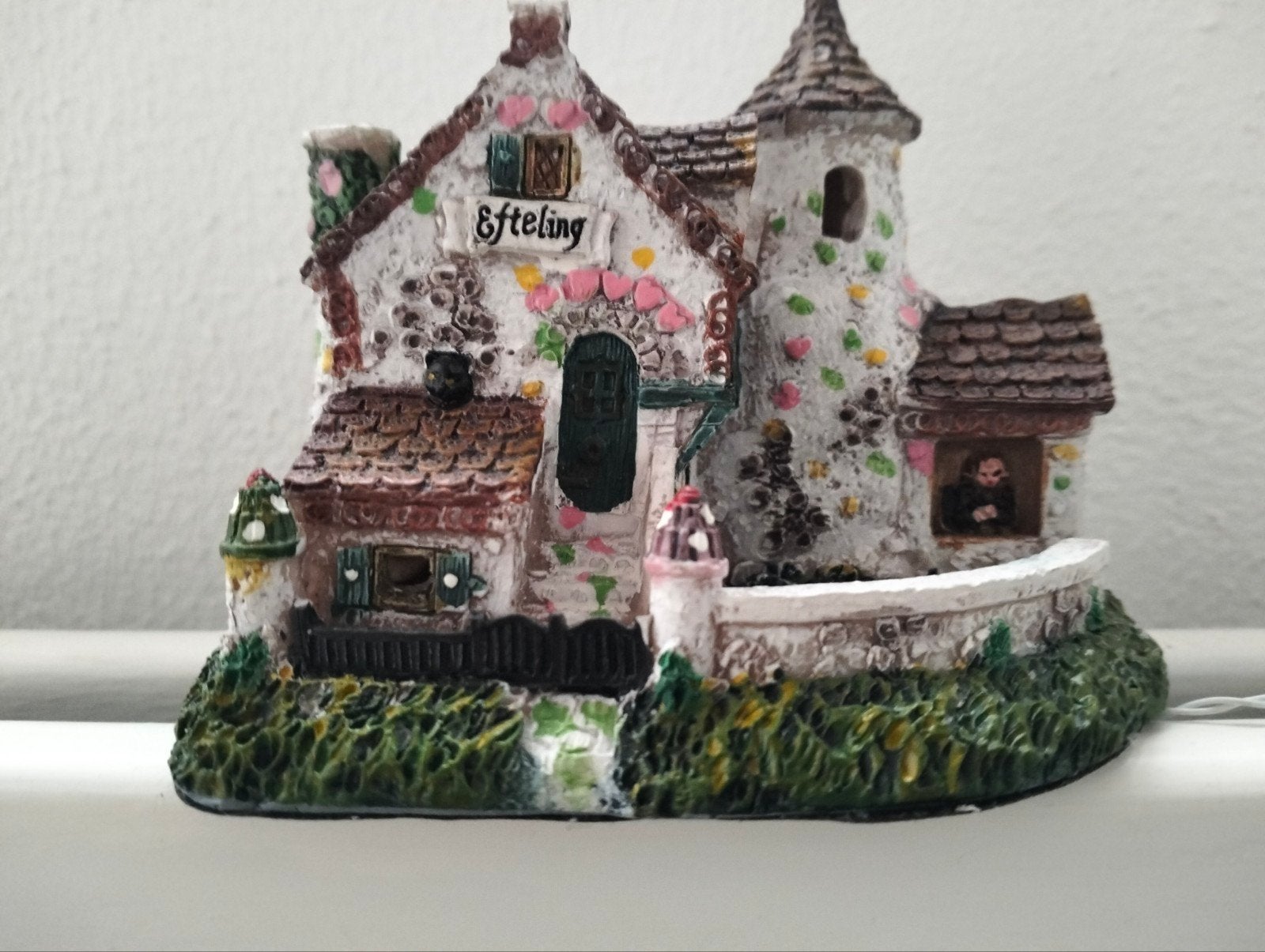 Efteling Hans en Grietje Huisje - Sprookjesbos Decoratie, Verzamelen, Ophalen of Verzenden, Zo goed als nieuw, Beeldje of Poppetje