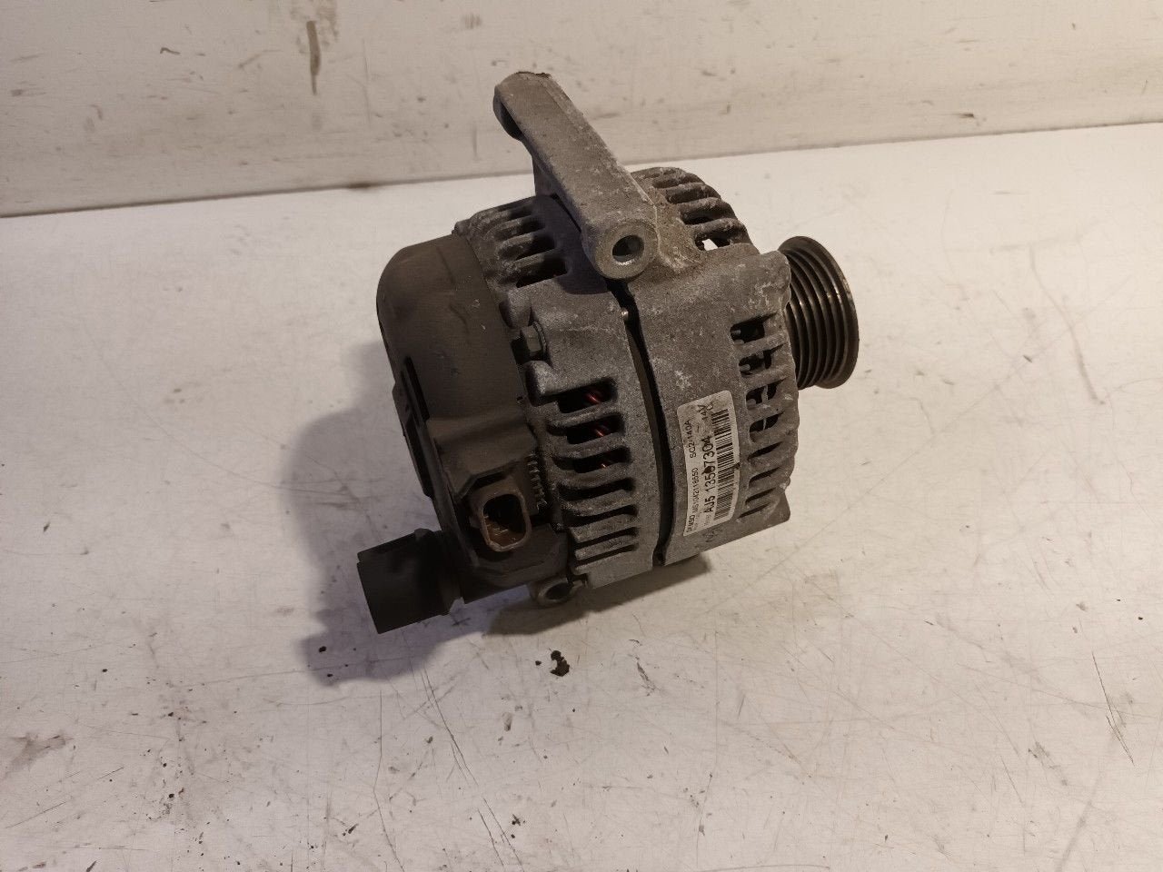 Dynamo Opel Astra, Onderdelen@venauto.nl, Van der Ven Autorecycling B.V., Gebruikt, Ettenseweg 76, 4706 PB Roosendaal, The Netherlands
