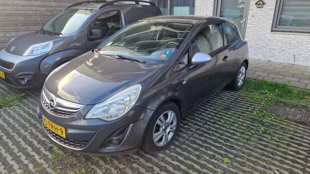 Opel Corsa 1.3 Cdti 70KW 2011, Carplay/Android auto, Voorwielaandrijving, Origineel Nederlands, Grijs, Particulier