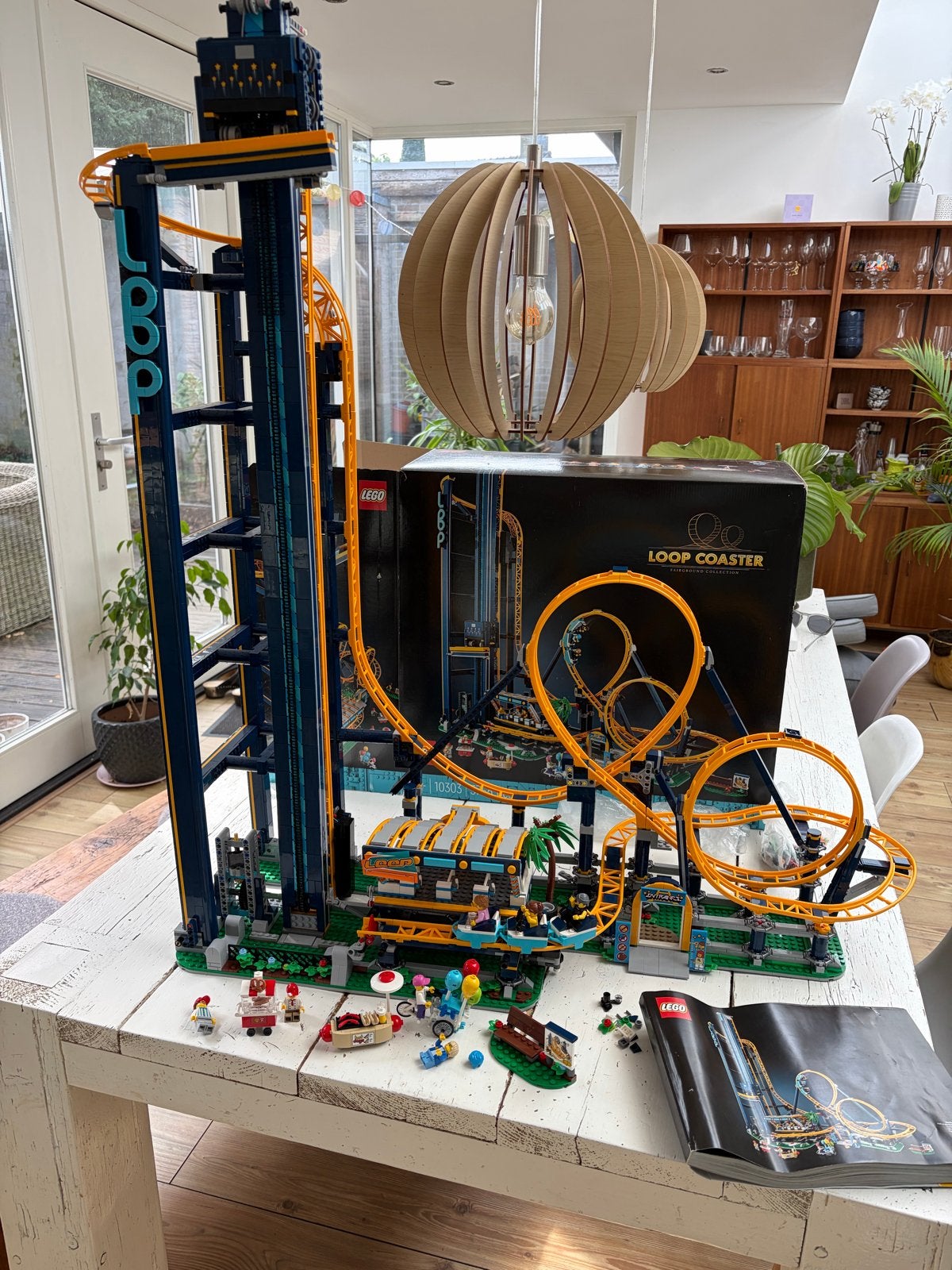 LEGO Loop Coaster 10303 - Nagenoeg compleet met doos en hand, Kinderen en Baby's, Ophalen, Gebruikt