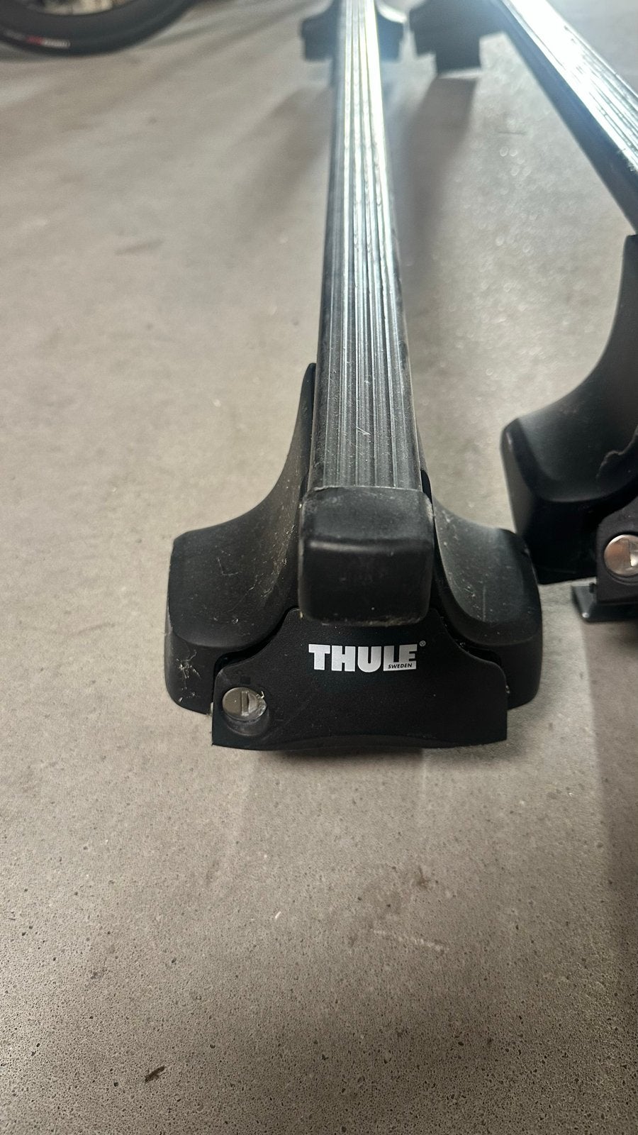 Thule dakdragers 769 squarebar 1270mm, Auto diversen, Dakdragers, Ophalen, Gebruikt
