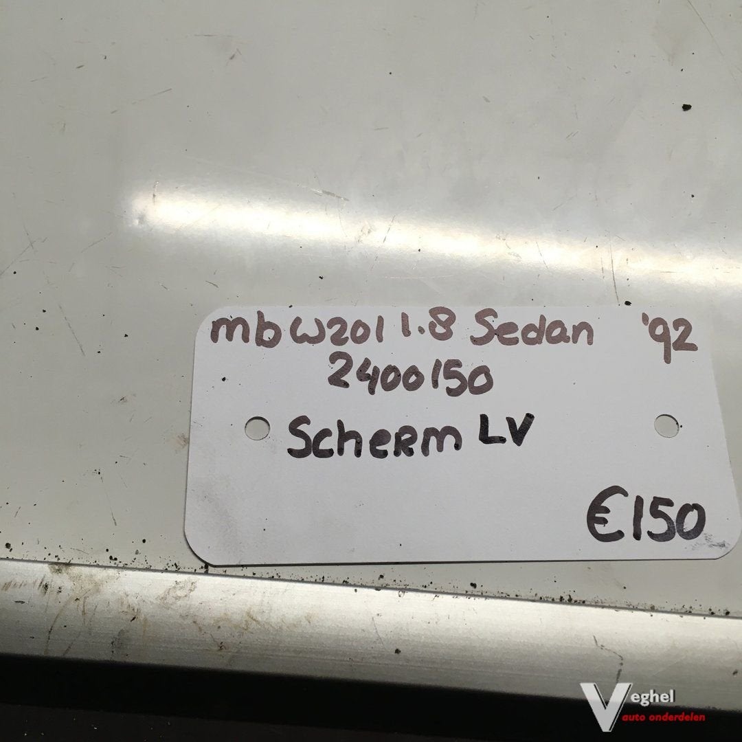 Mercedes W201 1.8  5 bak  1992   2400150   Voorscherm Linksv
