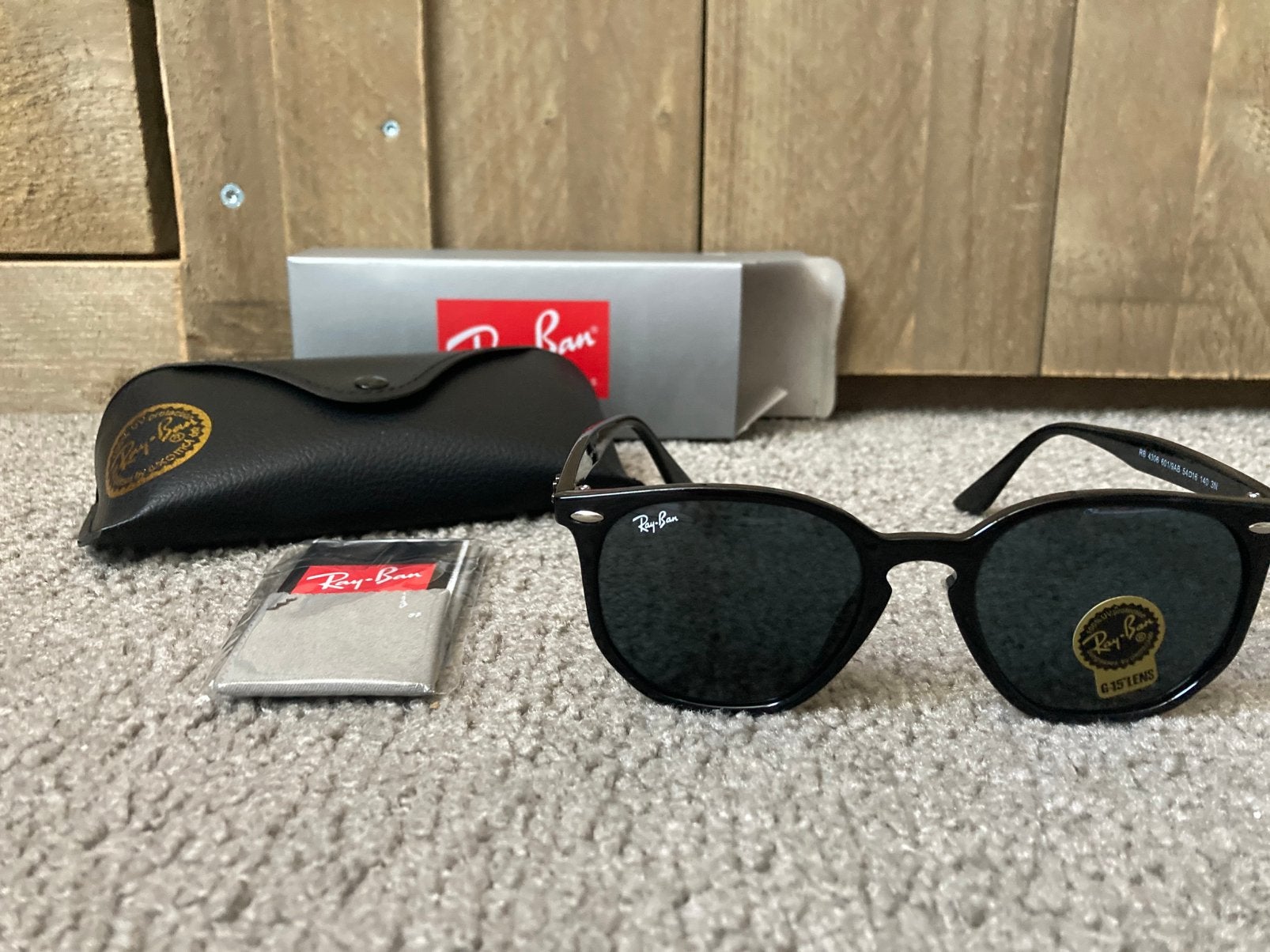 Ray Ban zonnebril RB4306 zwart nieuw, Zonnebril, Zwart, Nieuw, Ophalen of Verzenden