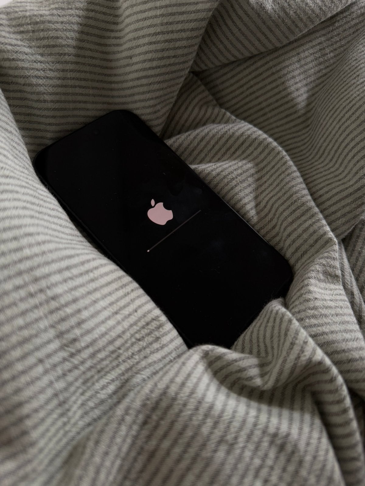 Foto 4 van Iphone 15 zwart