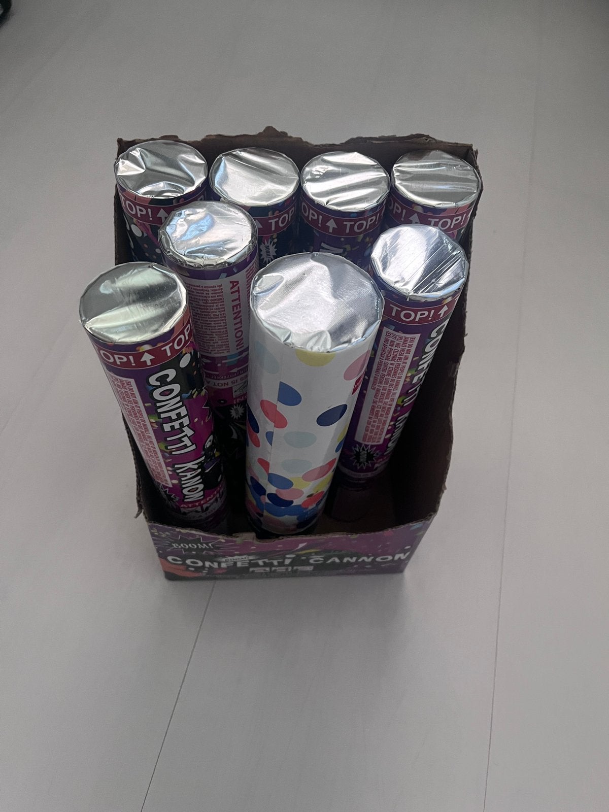 Confetti kanon, Ophalen, Nieuw