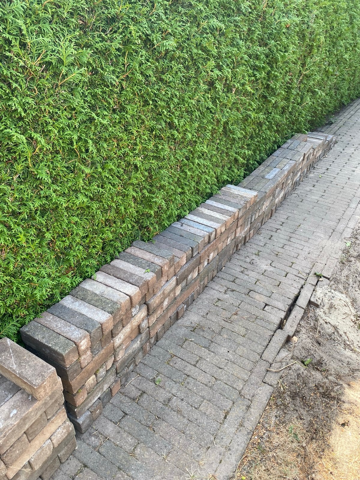 Gratis! Gebruikte waaltjes voor tuinpad of terras, Doe-het-zelf en Verbouw, Tegels, Ophalen, Overige materialen, Gebruikt, 20 tot 40 cm