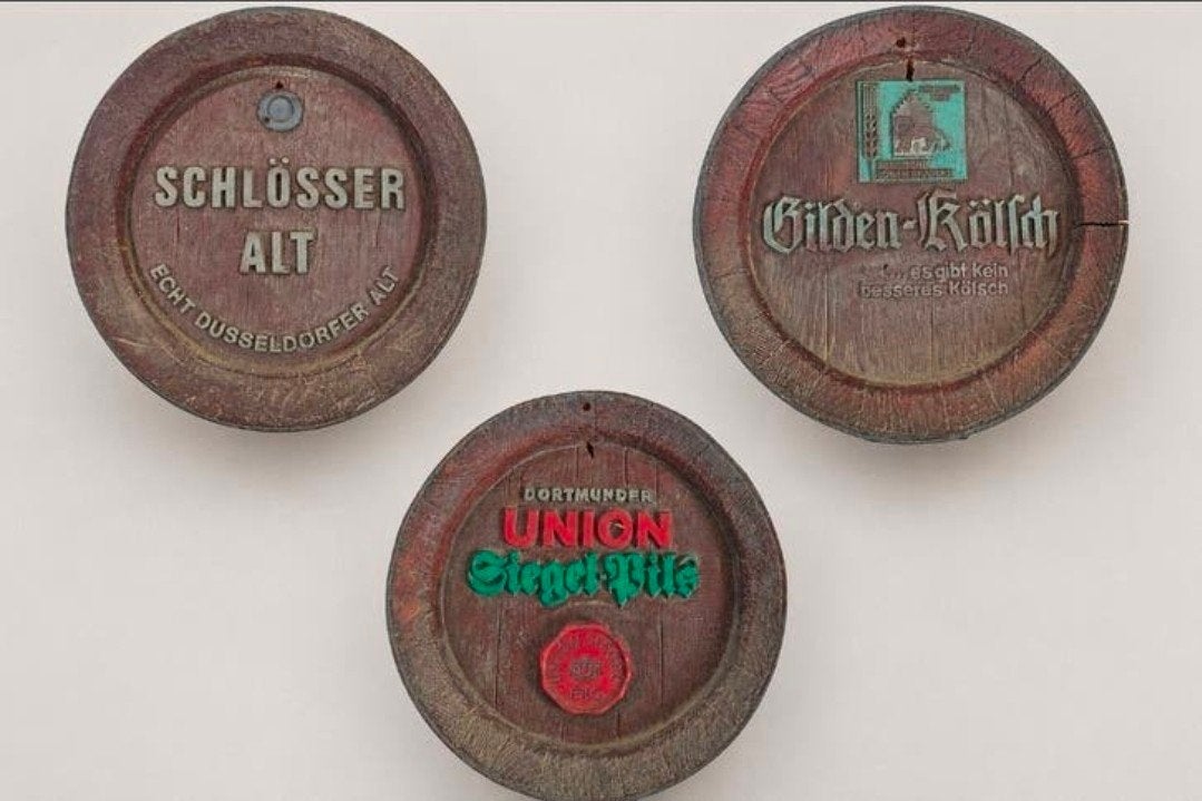 3 vintage biervatfronten met reliëf - Turnwald Display, Ophalen of Verzenden