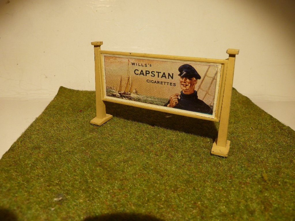MECCANO PRESENTATIE BORD ( metaal)  8 cm. >>>OUD<<<+MINT, Ophalen of Verzenden
