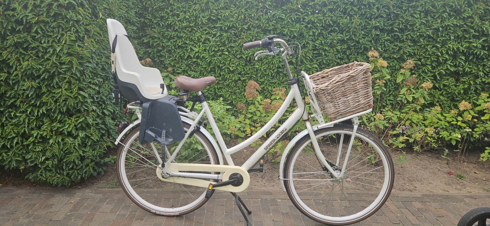 Damesfiets met kinderzitje en mand - Sparta pickup, Ophalen, Terugtraprem, Sparta, Gebruikt