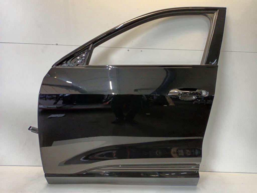 Portier links voor Audi Q8, Onderdelen@venauto.nl, Van der Ven Autorecycling B.V., Gebruikt, Ettenseweg 76, 4706 PB Roosendaal, The Netherlands