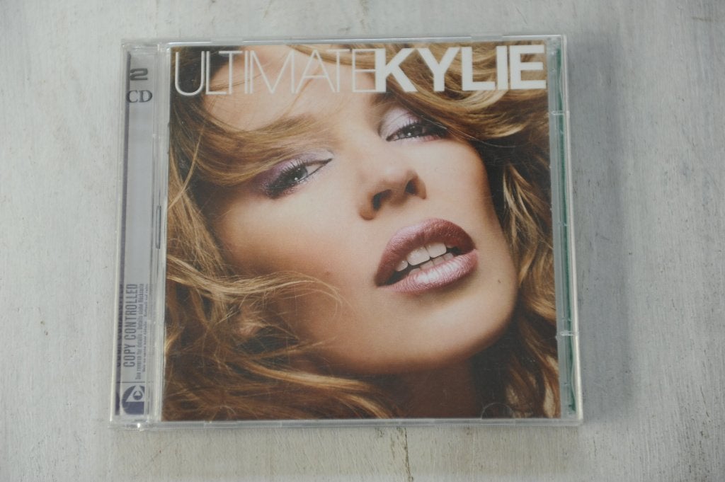 Kylie Minogue - Ultimate Kylie 2CDbox 33 hits, Verzamelalbum, Nieuw in verpakking, Inclusief doosje, Verzenden