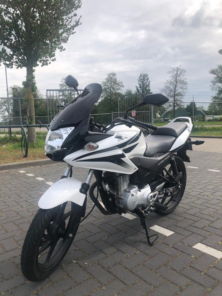 Honda CBF125M- 2010, low km, Motoren, Motoren | Honda, Particulier, Sport, Ophalen