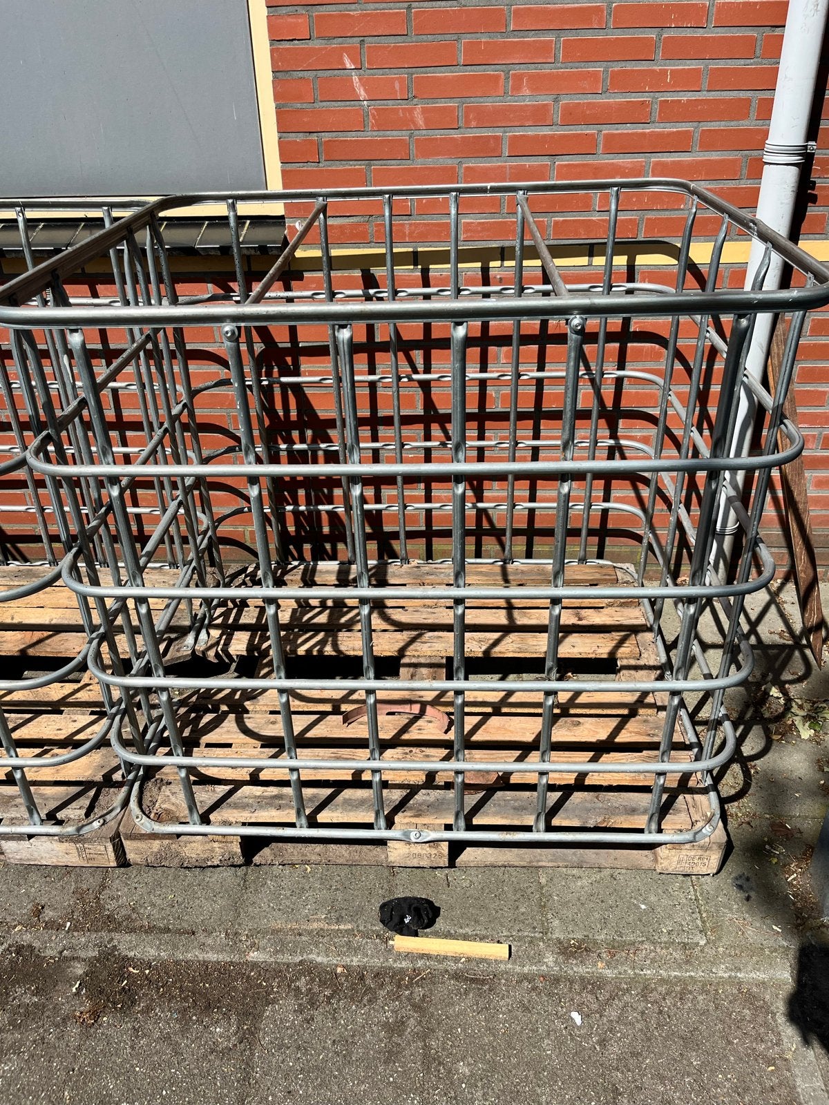 1 Stalen Ibc krat op houten pallet, Ophalen, Gebruikt, 100 cm of meer, 60 cm of meer
