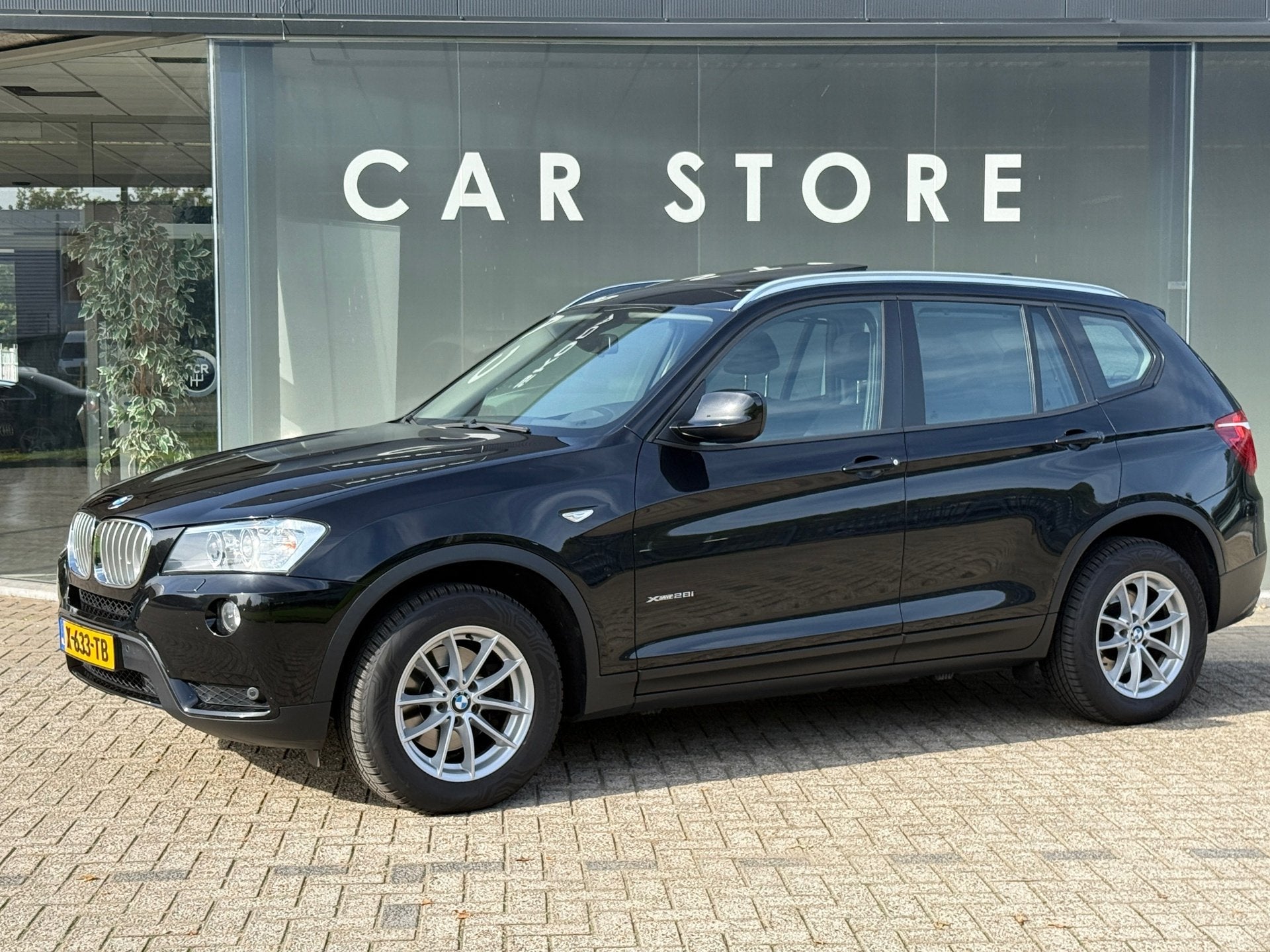BMW X3 XDrive28i High Executive Pano|Camera|HuD|Trekhaak, Auto's, Dealer onderhouden, Stof, Gebruikt, 2000 kg