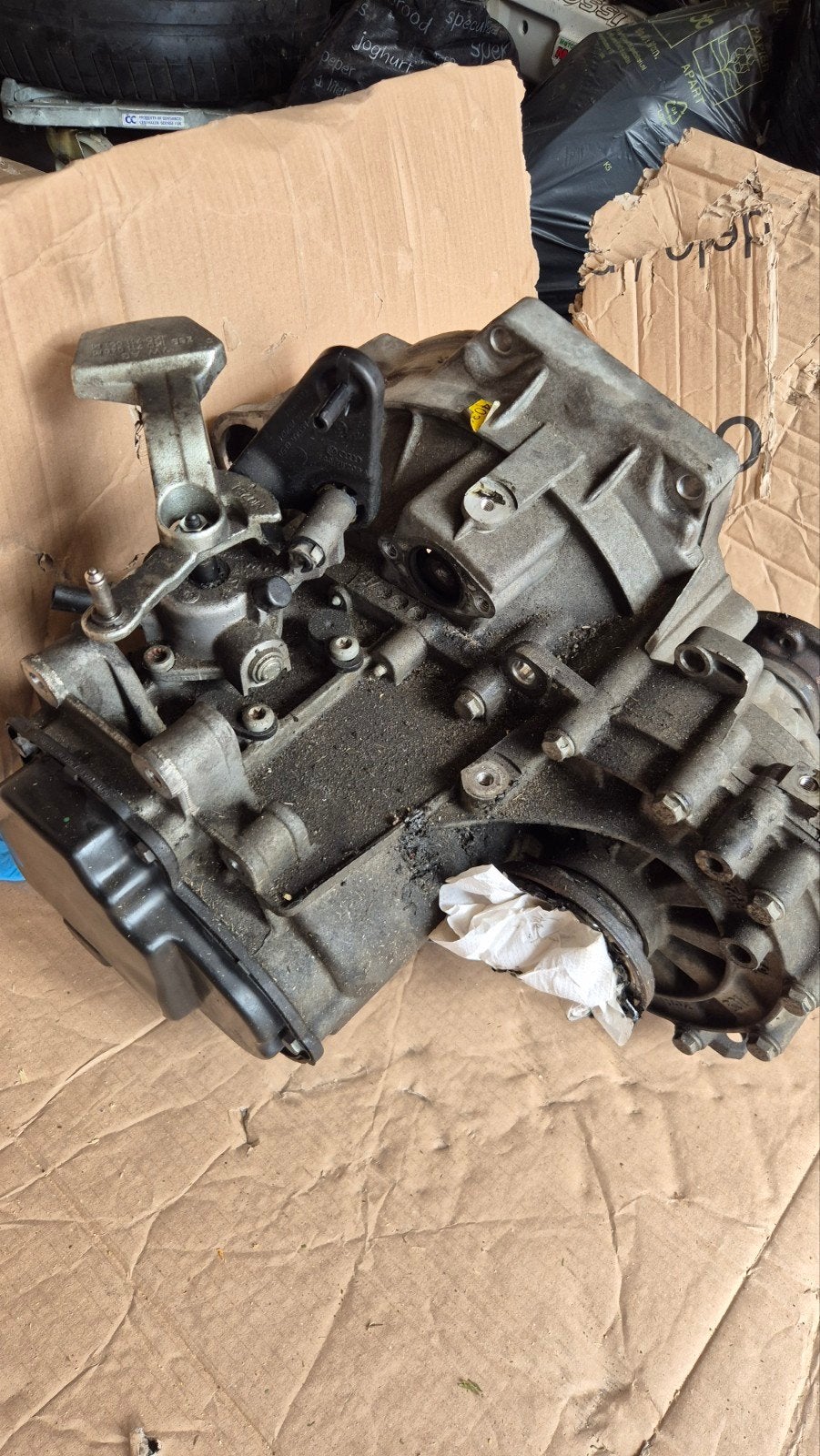 Versnellingsbak  5 bak VW Caddy 2.0tdi 2015---2019 132.000km, Ophalen of Verzenden, Gebruikt, Volkswagen
