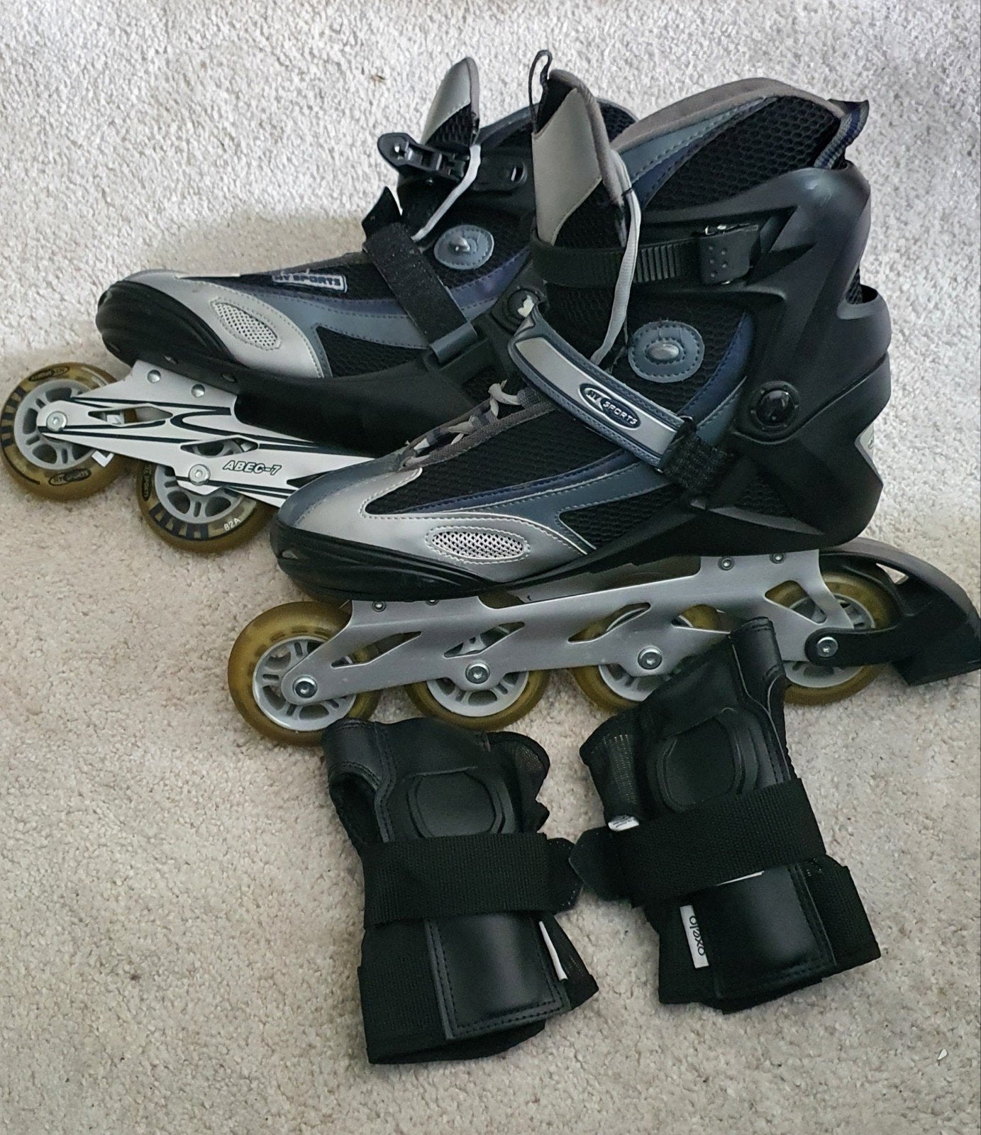 Hysports Abec-7 Skeelers Maat 45 met handbeschermers, Ophalen of Verzenden, Gebruikt