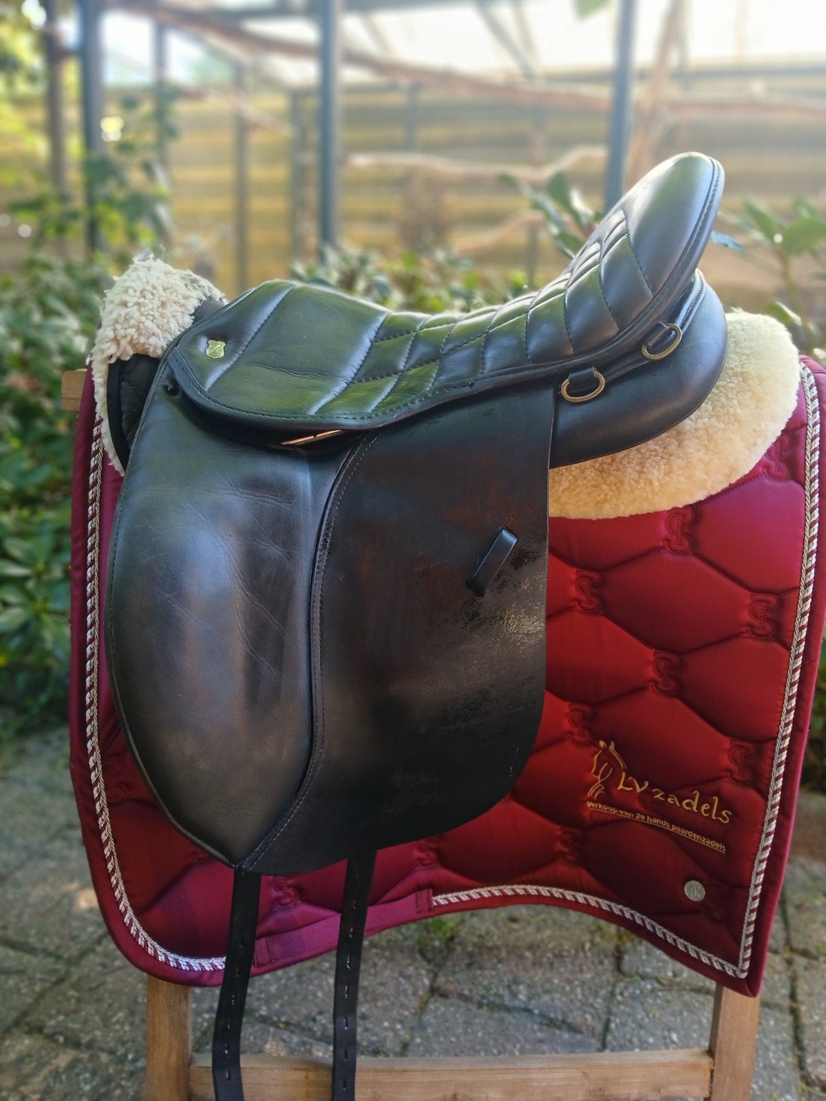 Massimo Wandern trail zadel 17.5 inch boommaat 34, Dieren en Toebehoren, Paarden en Pony's | Zadels, L (17.5 inch), Massimo, Kniewrongen