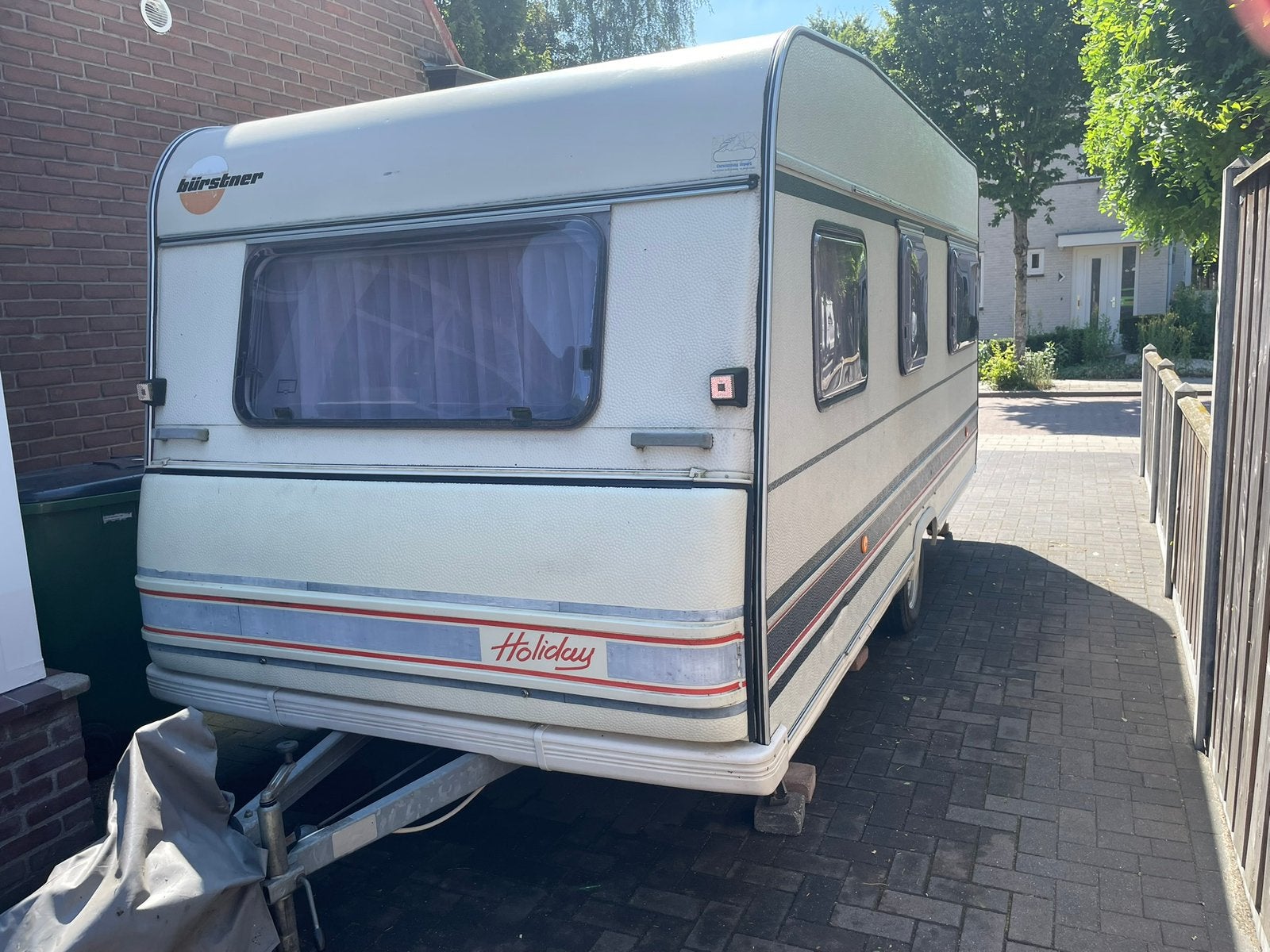 Bürstner 4305 Holiday caravan, Ringverwarming, Treinzit, Particulier, Bürstner